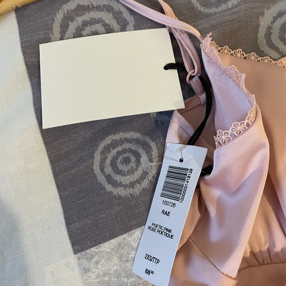 ARITZIA SUNDAY BEST Rae slip dress! - Picture 2 of 2
